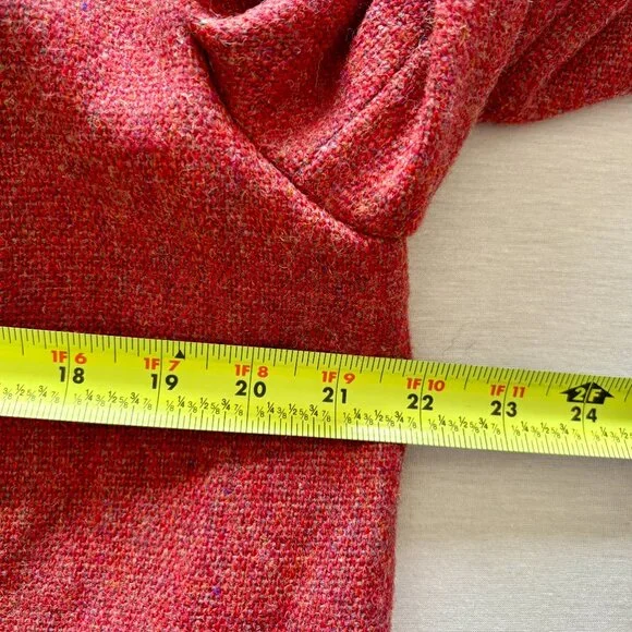 Vintage Cranberry Wool Tweed Weave Coat with Bakelite-Look Buttons Medium - Picture 13 of 16